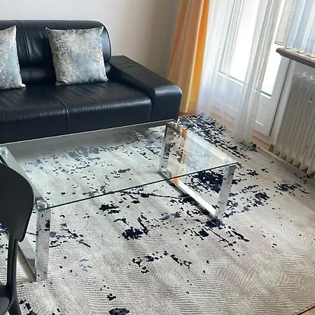 Apartment 1br - Great Starting Point For Tourists - Mill 324